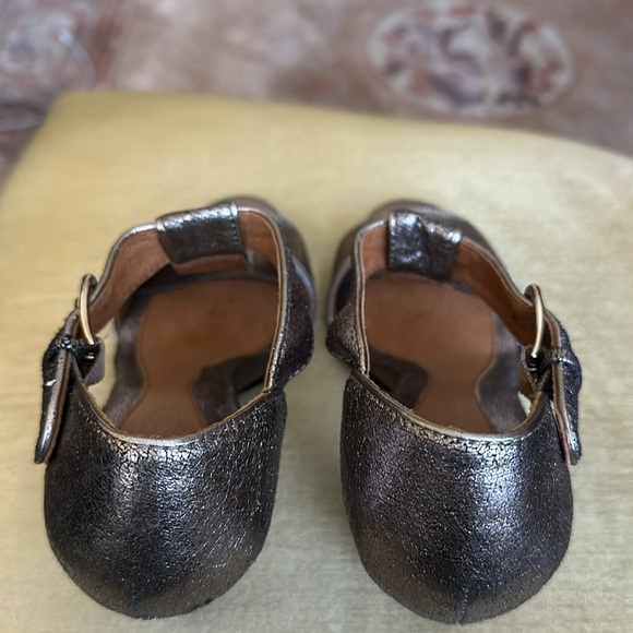 Sofft Bronze Metallic Leather T-Strap Peep Toe Heels Size 7.5 - Picture 8 of 16